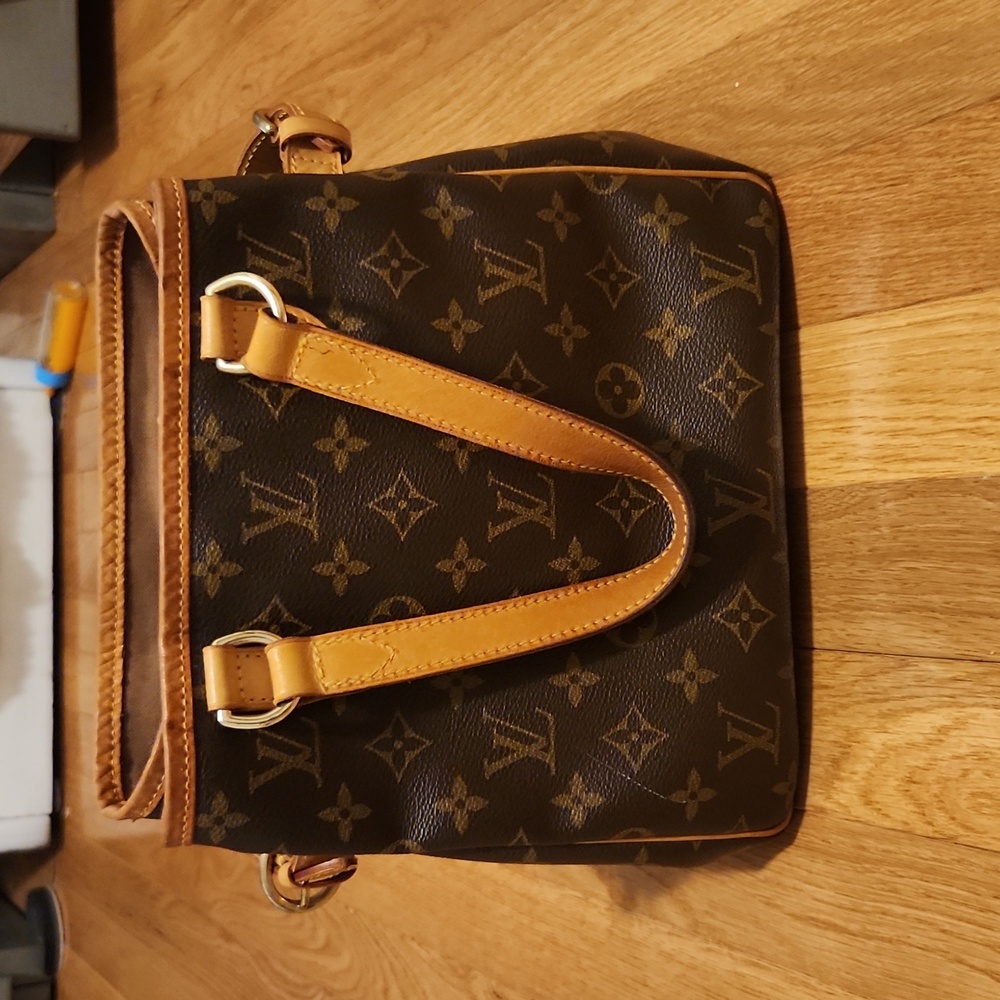 Lousi Vuttion Monogram Batignolles Vertical tote